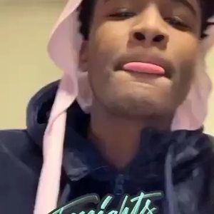 Meet your Posher, Thomas